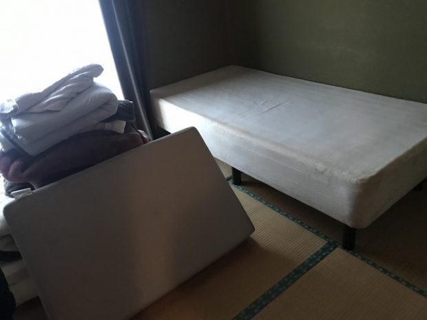 【岩出市】テレビ、ベッドなどの回収☆処分の難しい不用品をまとめて処分でき、お客様にご満足いただけたようです!